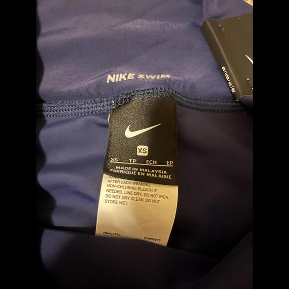 Nike Victory Women's Full-Coverage Straight-Leg Swim Pants - Picture 2 of 11